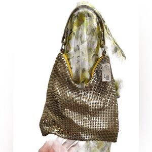 RL INT METAL MESH Gold Shoulder Bag
9 1/2” X 10” NWT Clean